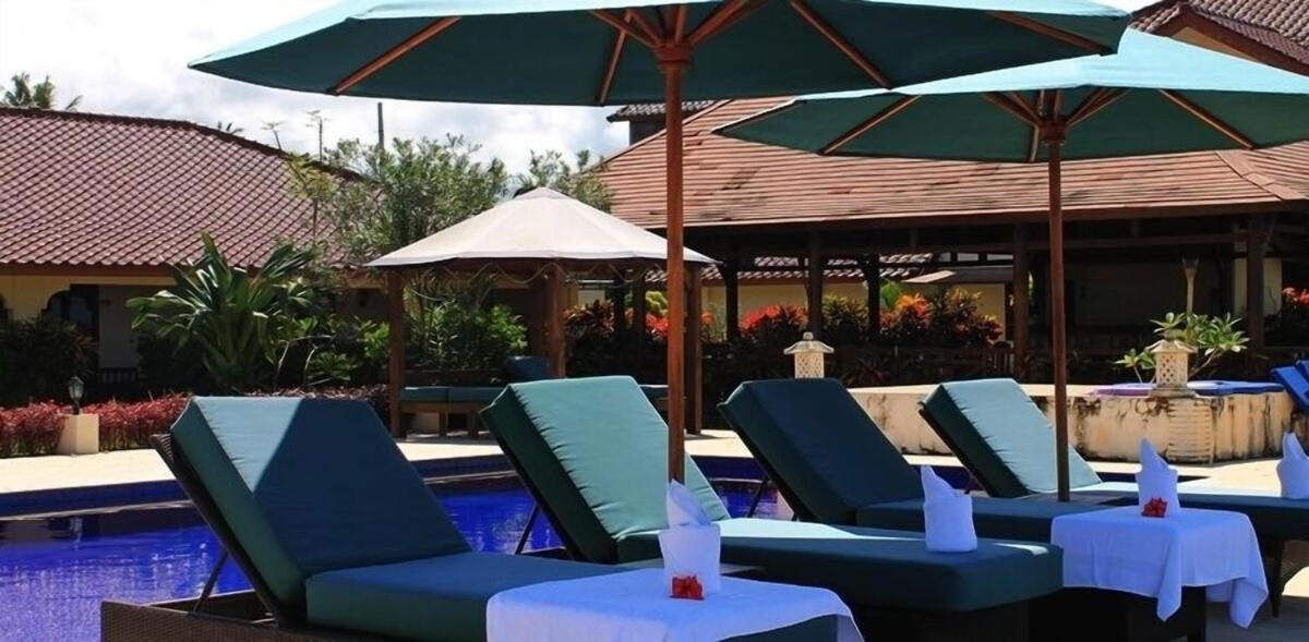 Lombok Beach Hotel Montongbuwoh Экстерьер фото